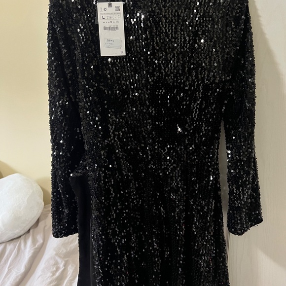 Zara black blazer dress - Picture 2 of 4